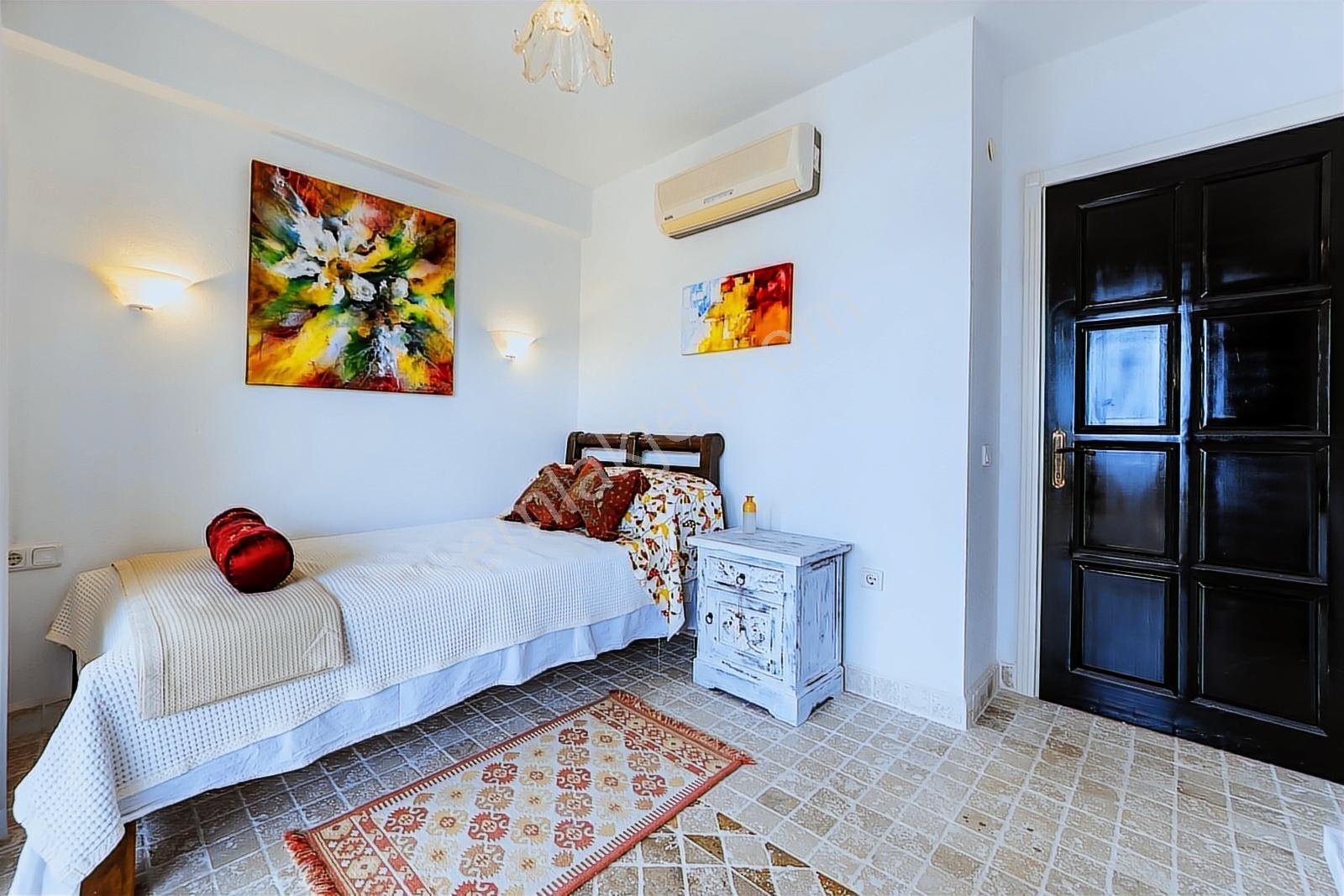 Muhteşem 5+1 Villa Emsalsiz Lokasyonda... - Görsel 32