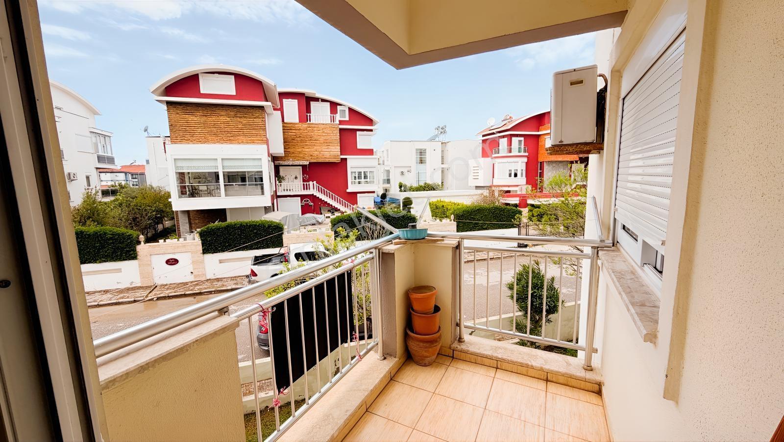 Acil Satılık 3+1 Havuzlu Sitede Ara Kat Geniş Daire - Görsel 15
