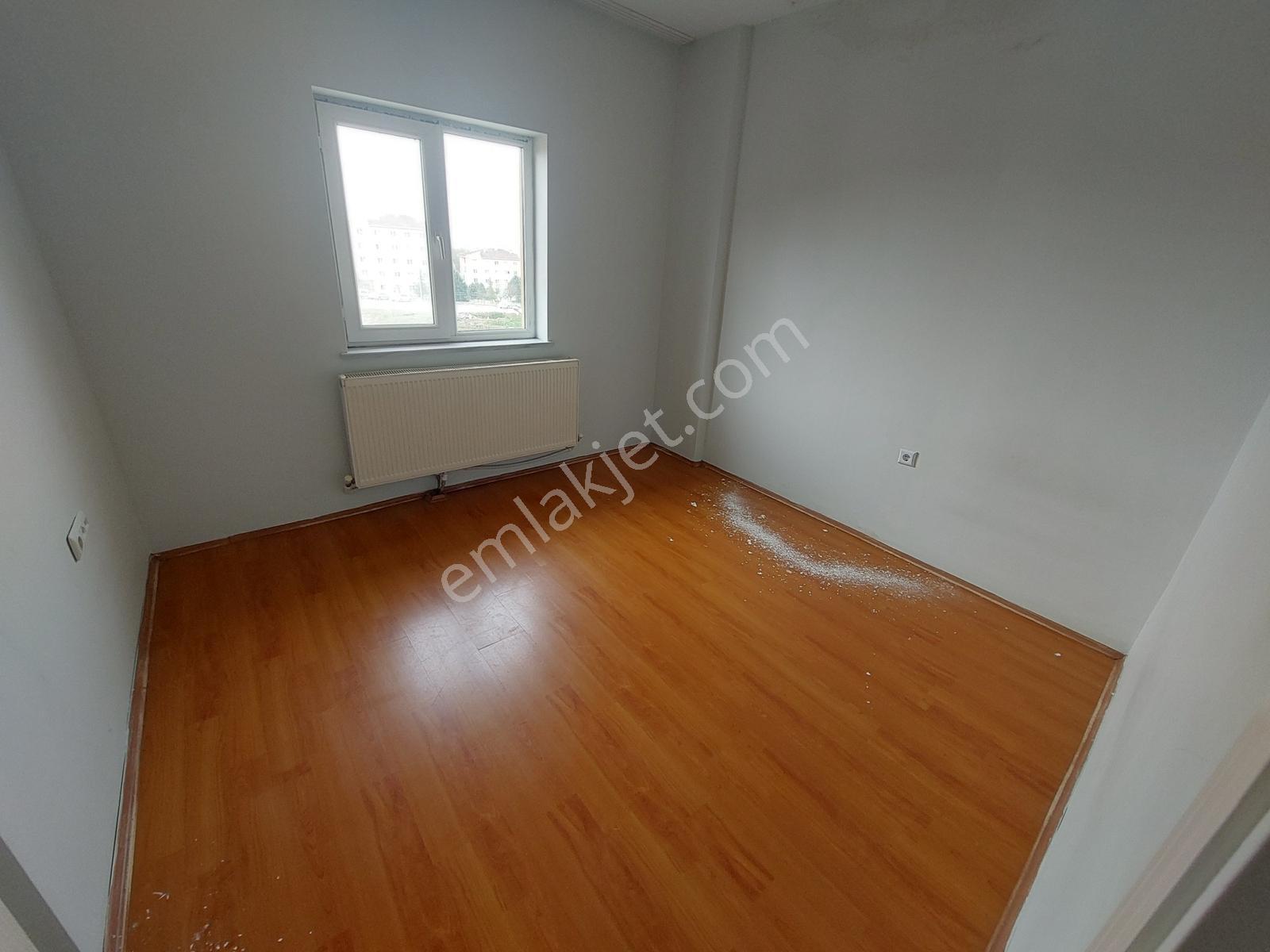 Korucuk'un 75 M2 Bakımlı Boş K.pazar Yanında Satılık Daire - Görsel 6