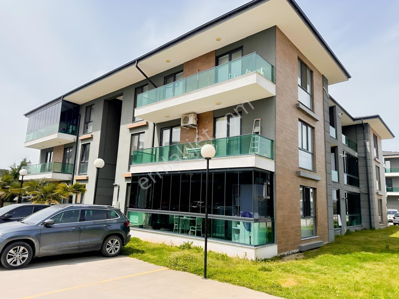 Güvenlikli Site İçerisinde Kapalı Balkonlu 3+1 Daire