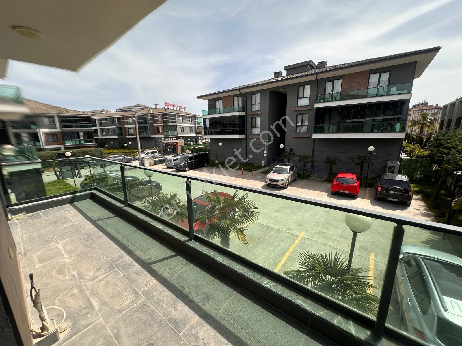 Güvenlikli Site İçerisinde Kapalı Balkonlu 3+1 Daire - Görsel 3