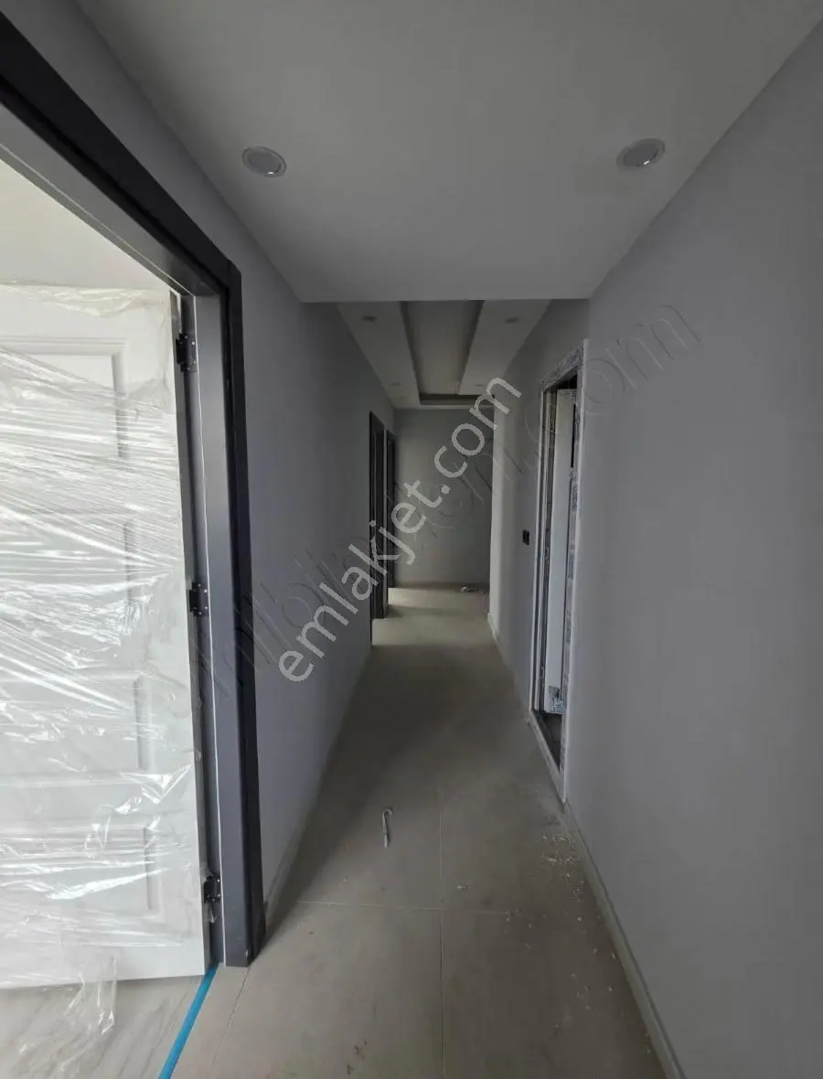 2+1 Kapalı Mutfak Site İçerisinde 3. Katta Güney Cephe - Görsel 4
