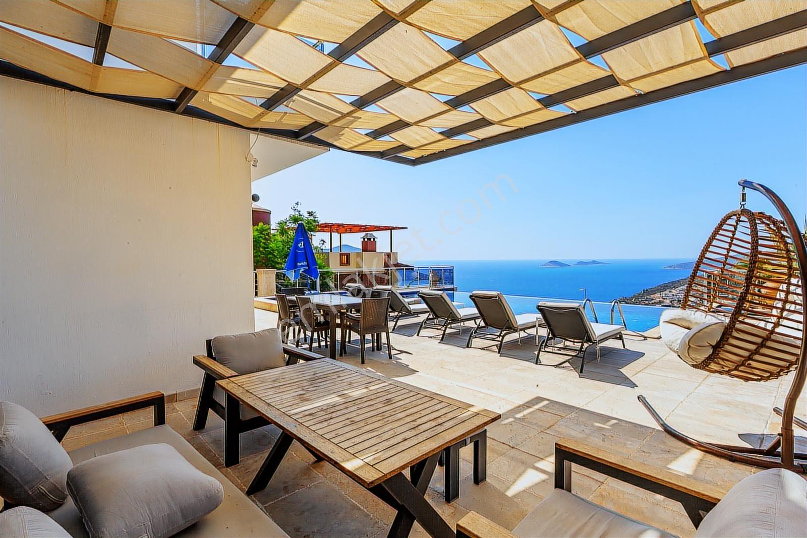 Kalkan Kızıltaşta Deniz Manzaralı 6+1 Lüks Villa - Görsel 5