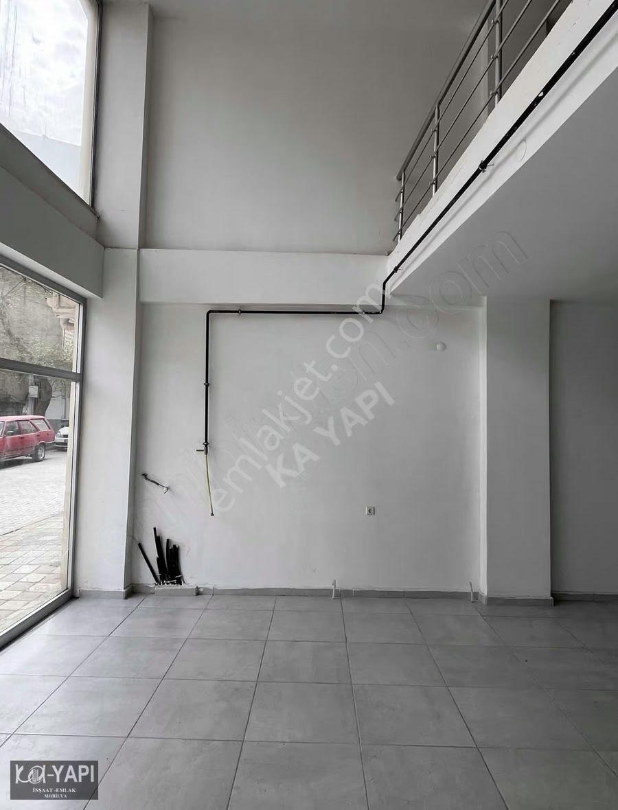 Ka-yapı'dan Heykele Yakın 2 Katlı Dükkan - Görsel 13