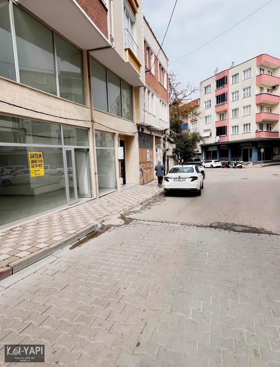 Ka-yapı'dan Heykele Yakın 2 Katlı Dükkan - Görsel 14