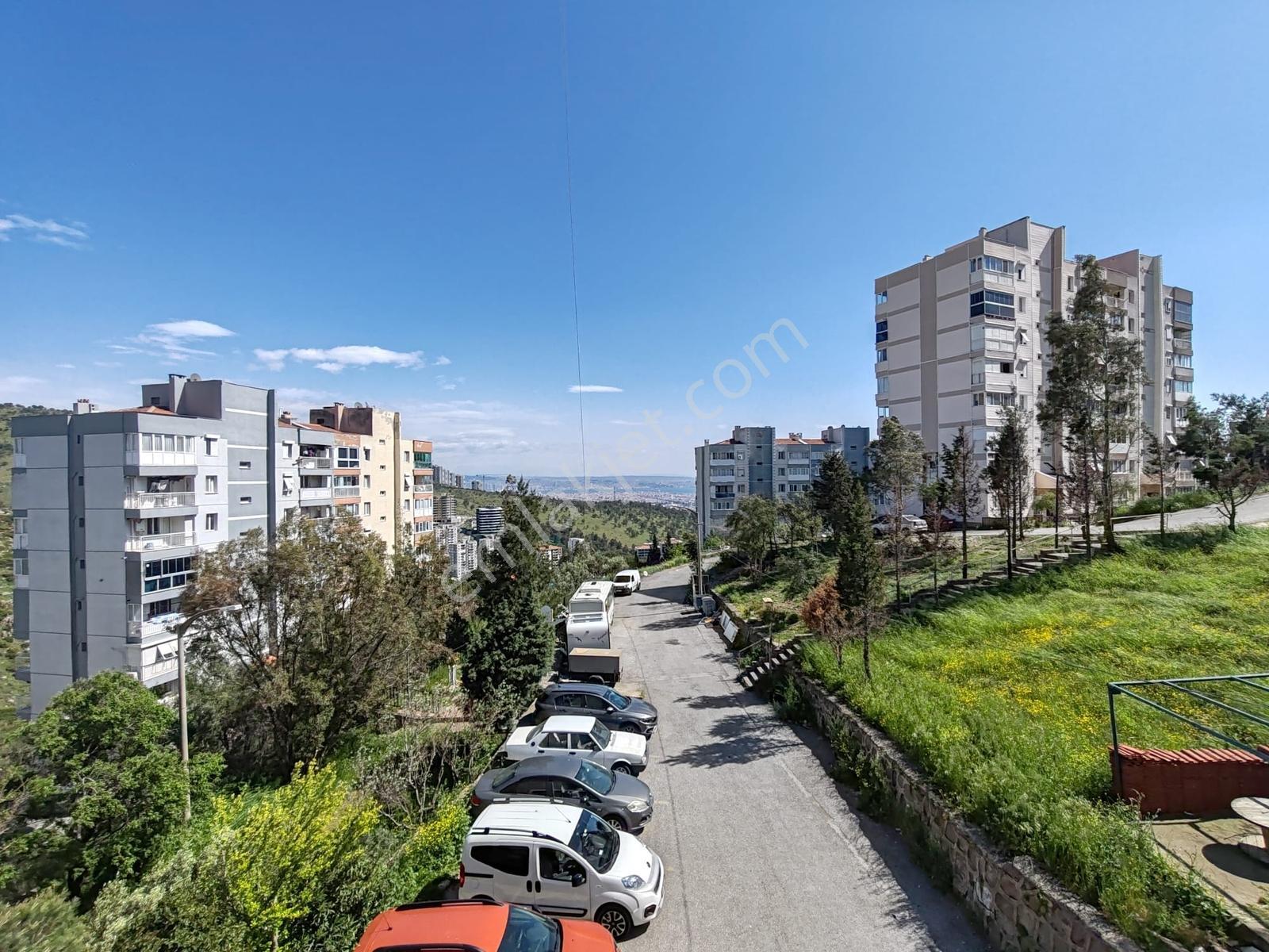İzkent' Te Deniz Manzaralı Arakat Önü Kapanmaz 2+1 Satılık Daire - Görsel 19
