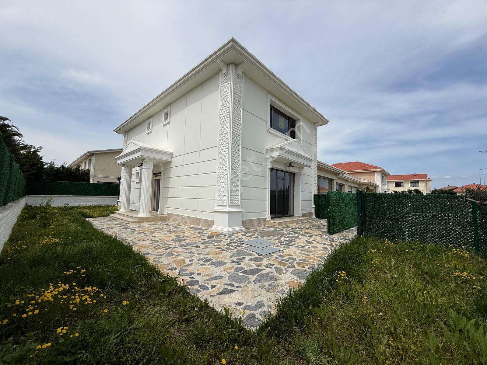 Kırklareli Bulvar Emlak'tan Satılık Bahçeli Müstakil Villa - Görsel 9