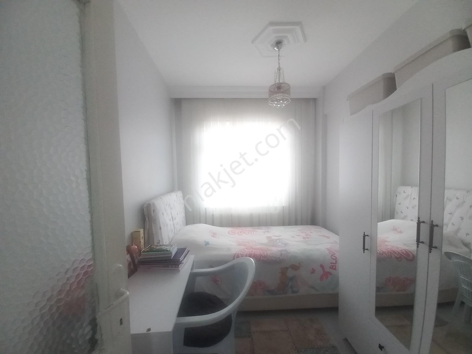 Şeref Emlak Göçmenler Sokak Satılık Daire 4,320,000 Tl - Görsel 14