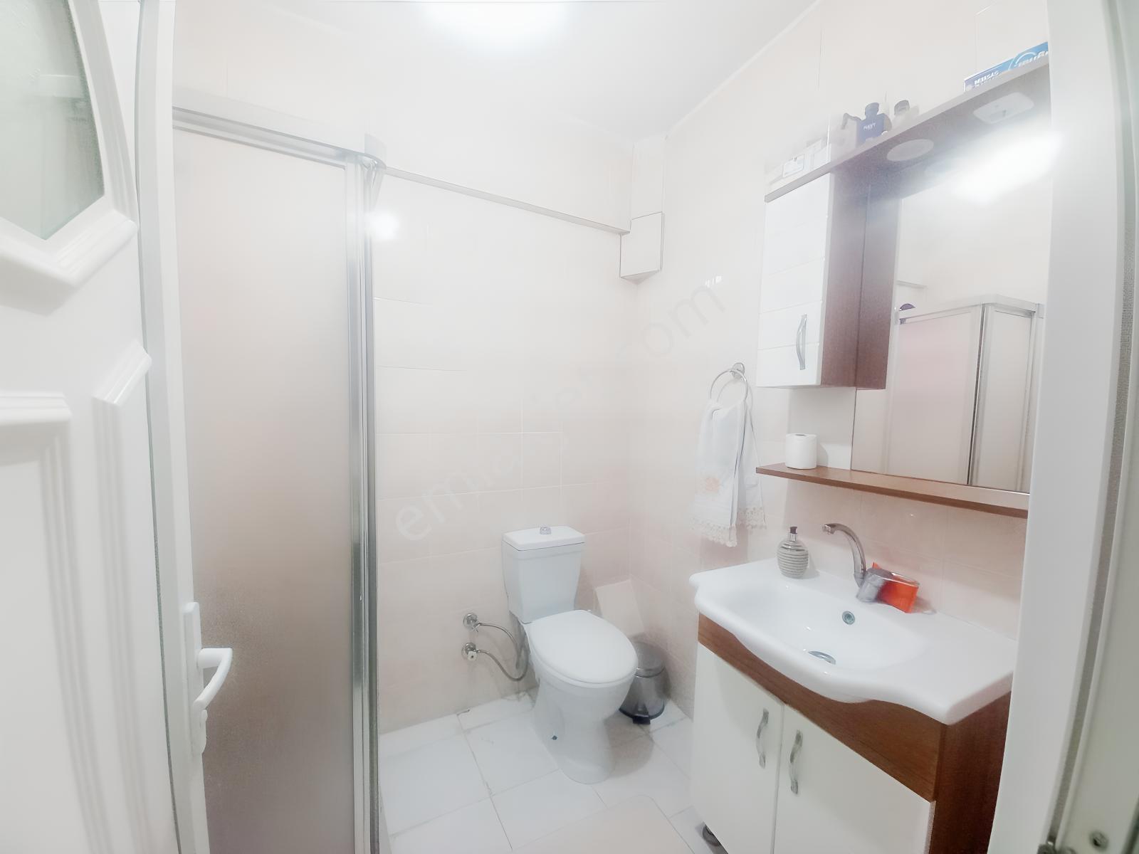 Şeref Emlak Göçmenler Sokak Satılık Daire 4,320,000 Tl - Görsel 4