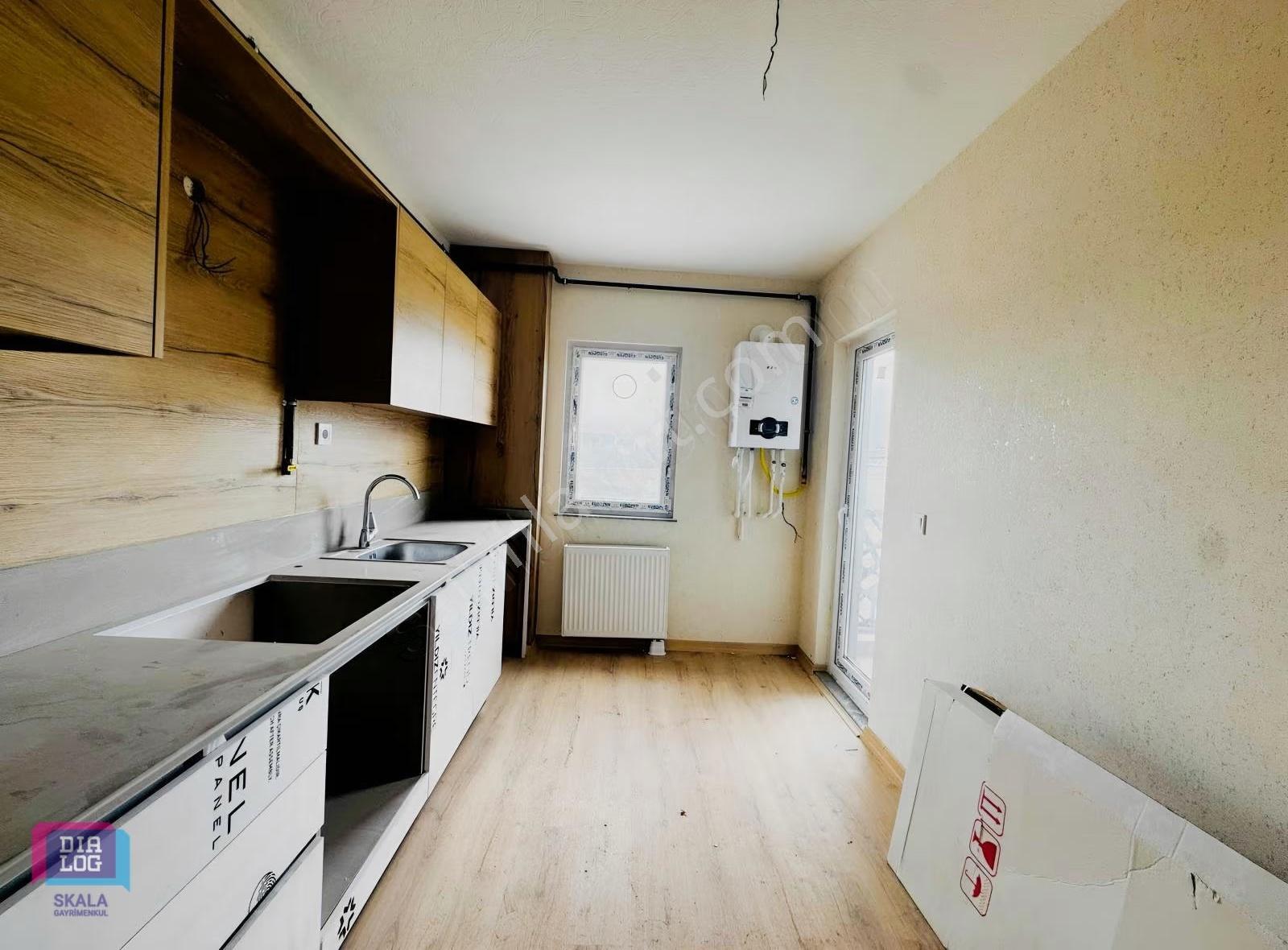 Dtr Skala Bakyapı Yeni Hayatta Sitesinde Kiralık 3+1 Daire - Görsel 8
