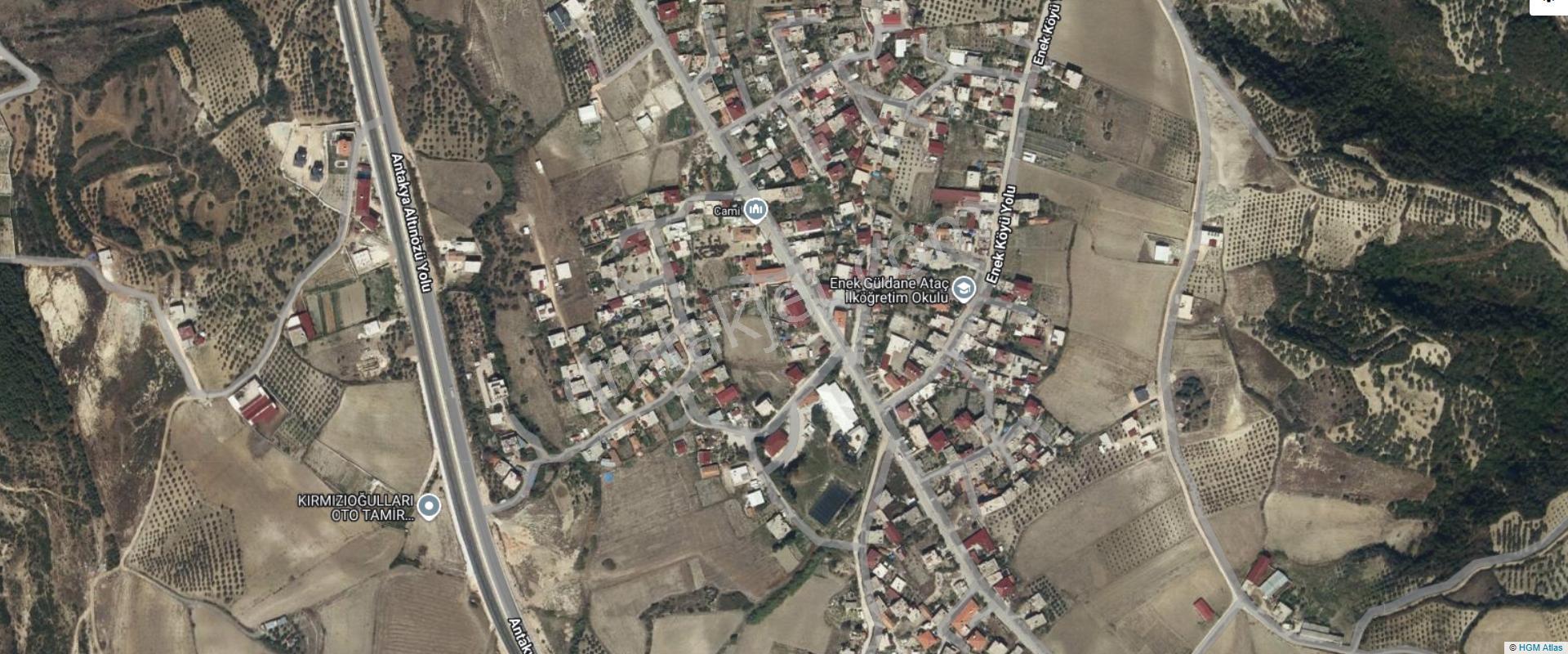 Emrah Çiftci'den Komisyonsuz!!! Hatay Altınözü Enek Mah.satılık 466 M2 Arsa
