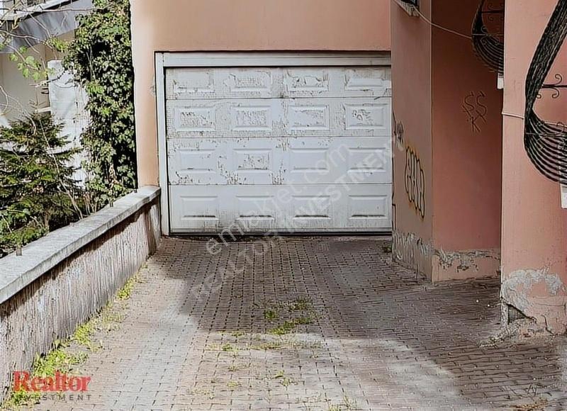 Kavaklıdere Bağış Sokak'ta Kapalı Otopark Asansör Genç Bina 3+1 - Görsel 2