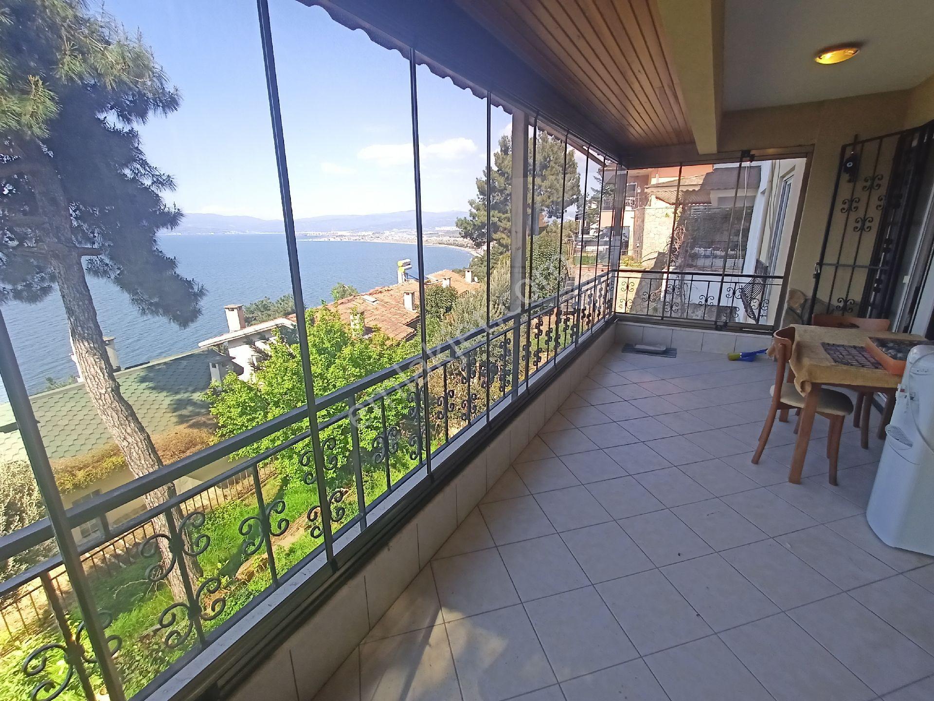 Kaçmaz Emlak Kurşunlu Mah Çamlık Villaları Satılık Deniz Manzaralı Özel Bahçeli Villa