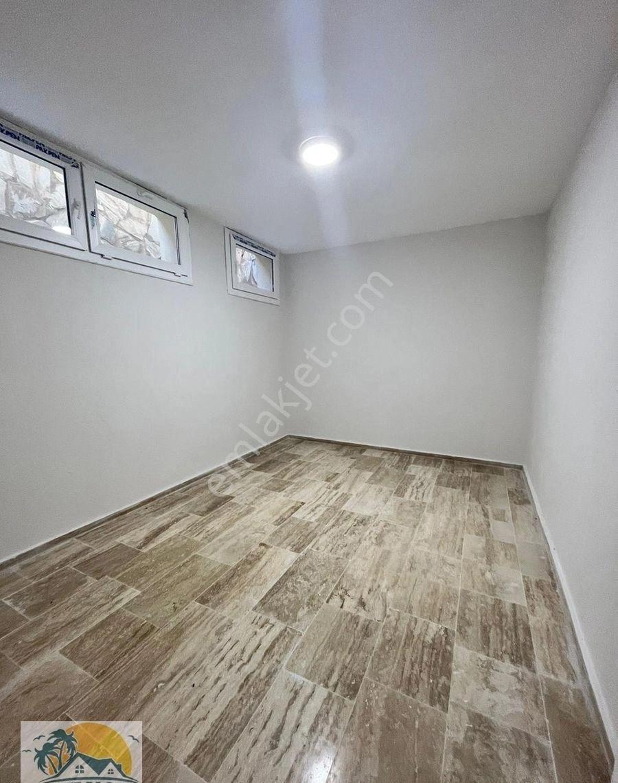 **kuşadası Satılık**olağanüstü Manzaraya Sahip Dev Villa 6+1 - Görsel 28