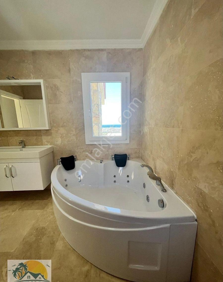 **kuşadası Satılık**olağanüstü Manzaraya Sahip Dev Villa 6+1 - Görsel 27