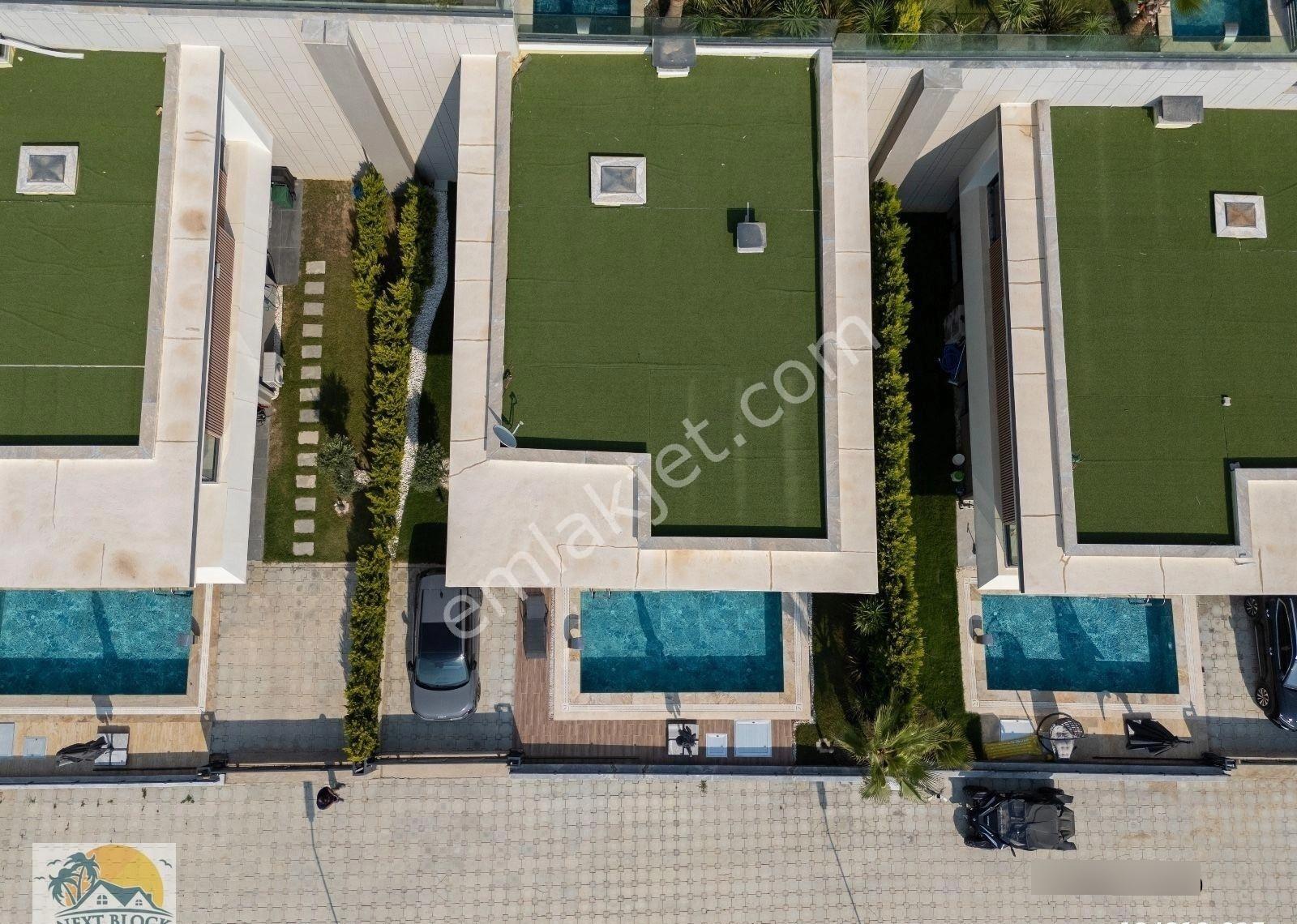 Kuşadası'nda Gerçek Panaromik Deniz Manzaralı Müstakil Villa - Görsel 17