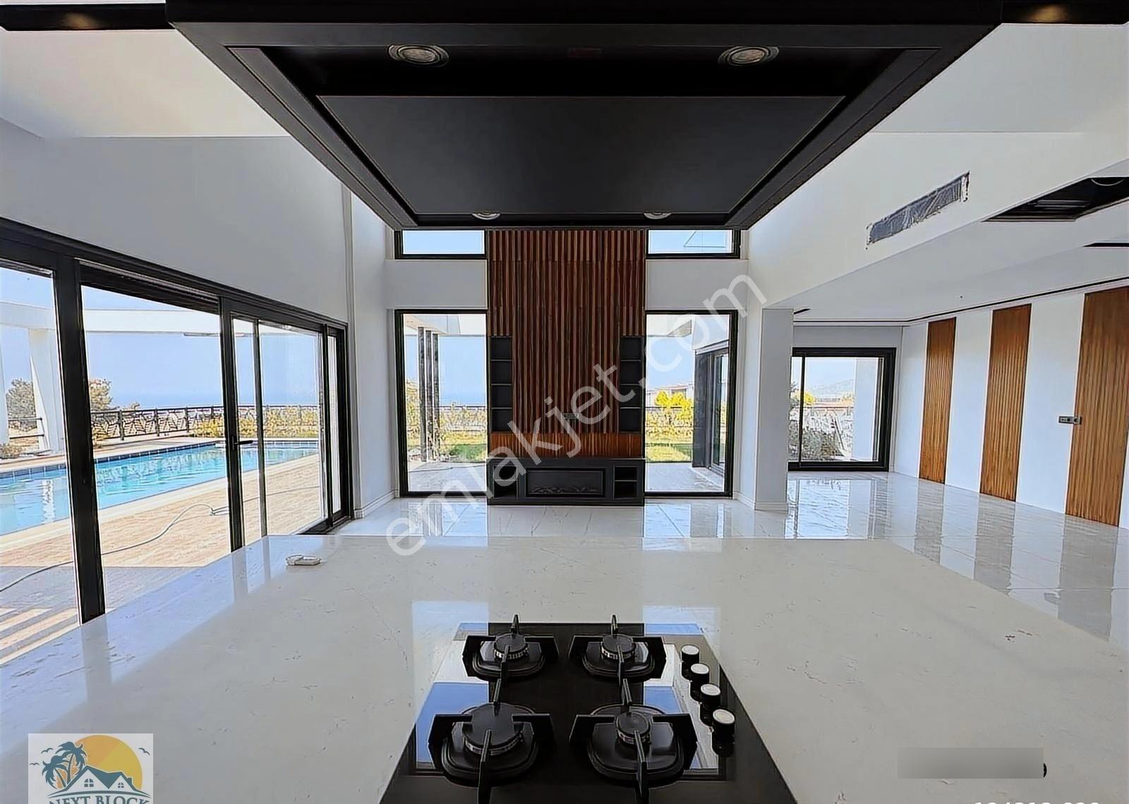 Kuşadası Soğucak'ta Full Deniz Manzaralı Müstakil Villa - Görsel 8