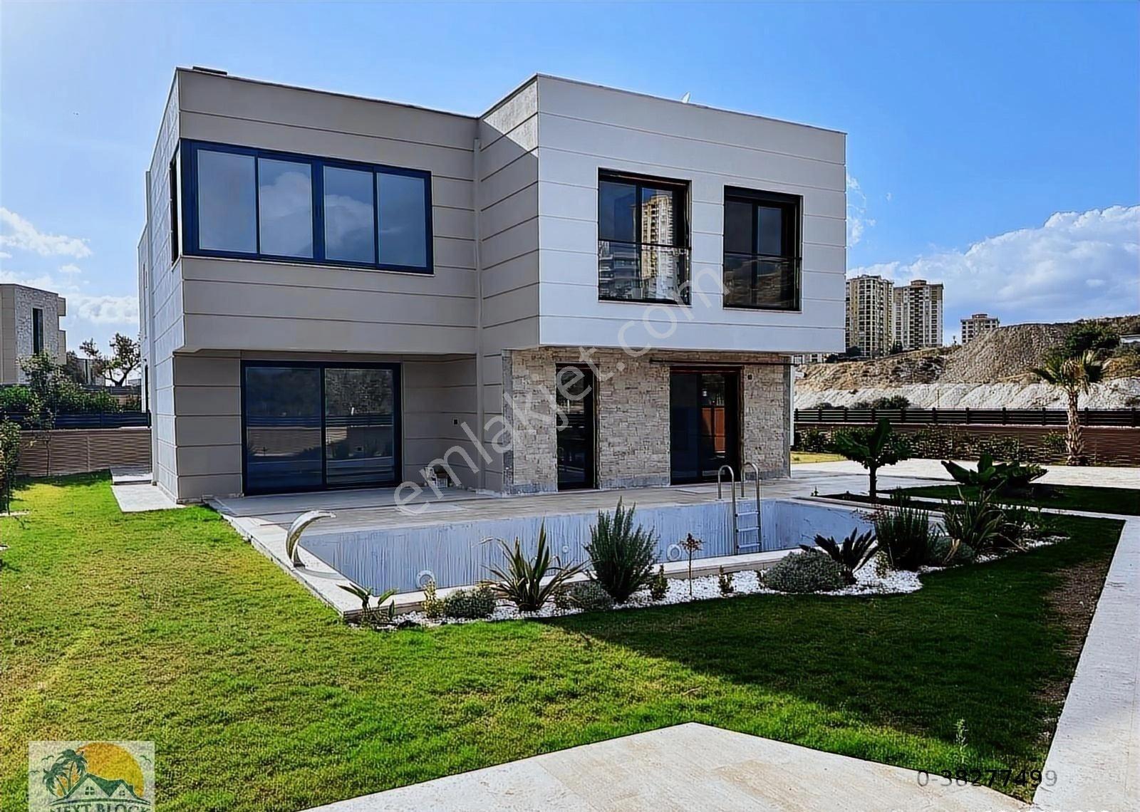 Kuşadası'nda Satılık Doğalgazlı Fırsat Villa - Görsel 26