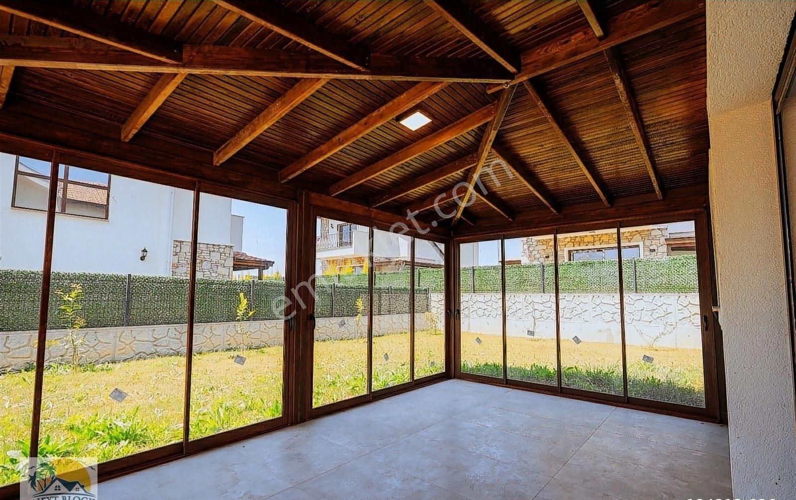 Kuşadası Davutlar'da Taş Villa Konsept Özel Havuzlu Fırsat Villa - Görsel 22