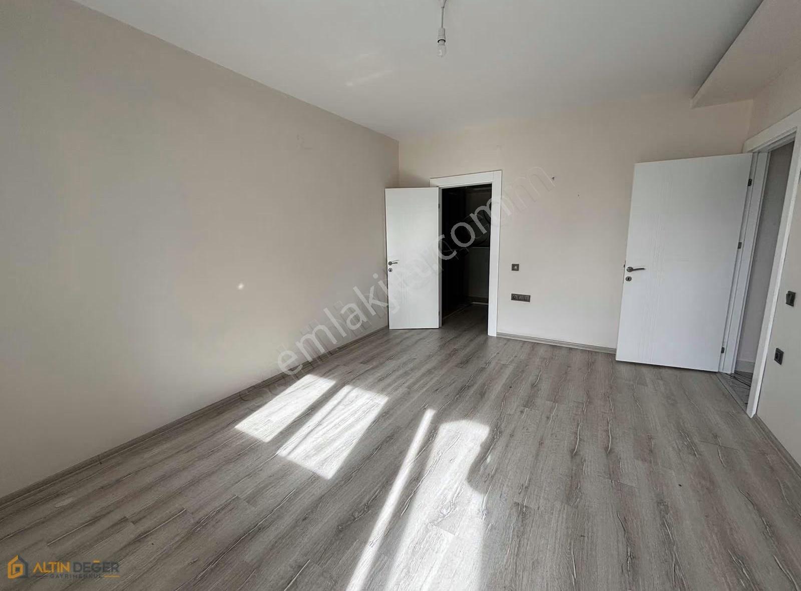 Şentepe Site İçinde Kiralık 3+1 | Ara Kat - Görsel 5