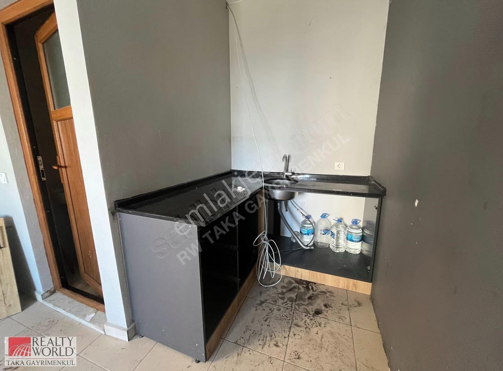 İşlek Lokasyonda,hazır Durumda Masrafsız Kiralık Dükkan - Görsel 15