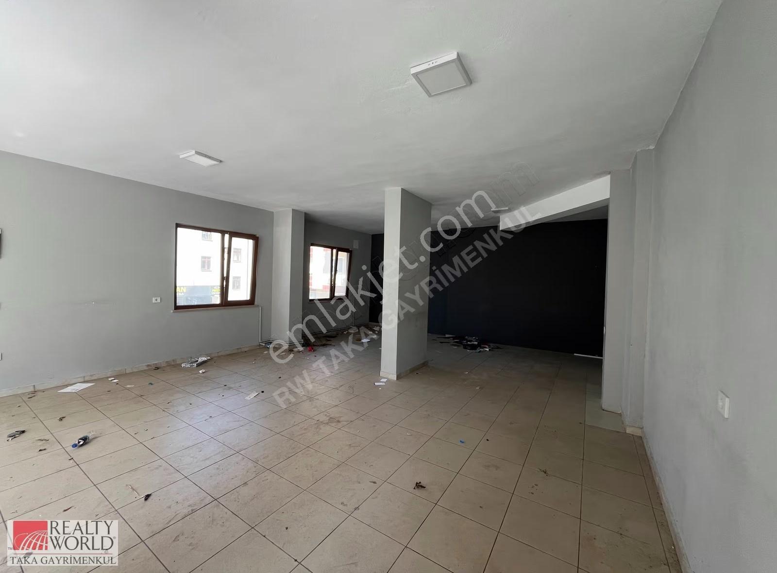 İşlek Lokasyonda,hazır Durumda Masrafsız Kiralık Dükkan - Görsel 8
