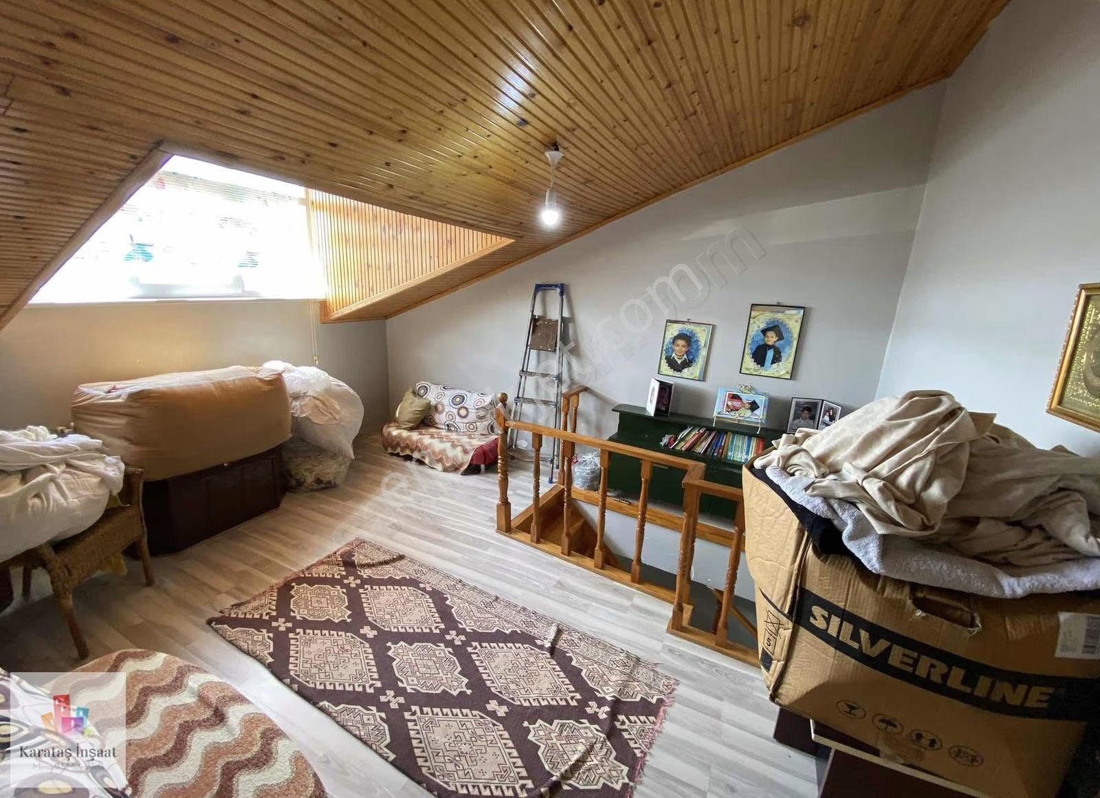 Karataş'tan Geniş Aile İçin Ön Cephe 5+2 180 M² Dubleks Daire - Görsel 14