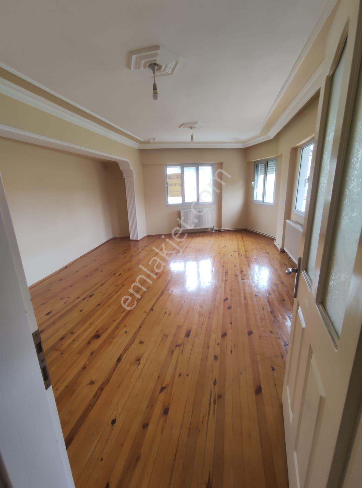 🏡✨ Nazilli Yeni Mahalle’de Çarşıya Yakın 3+1 145 M² Geniş Kiralık Daire - Görsel 3