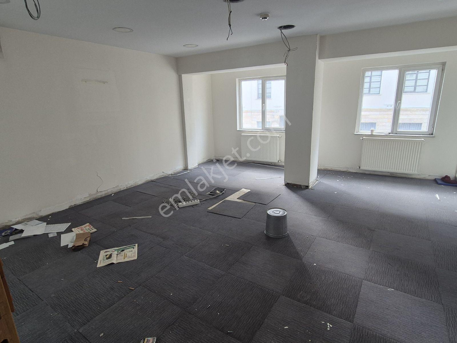 Ank Altındağ Ulus Sanayi Cadde Çift Cepheli Kiralık 600 M2 İşyer - Görsel 7