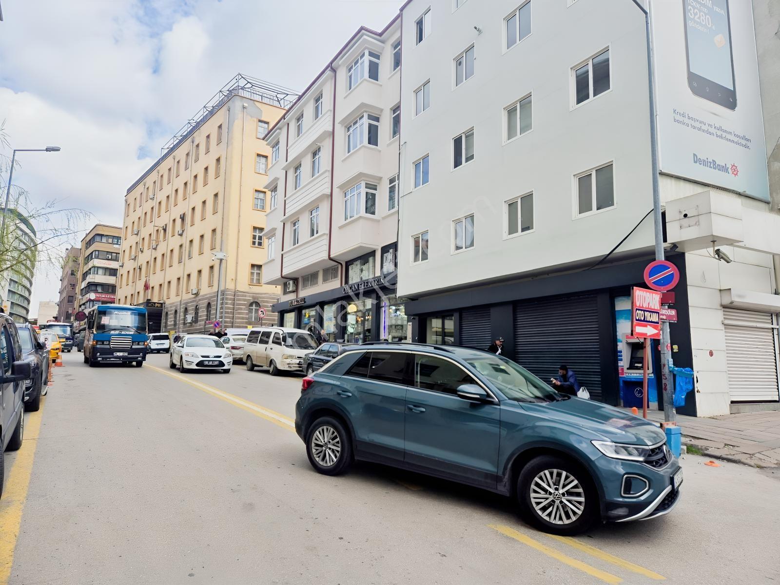 Ank Altındağ Ulus Sanayi Cadde Çift Cepheli Kiralık 600 M2 İşyer - Görsel 8