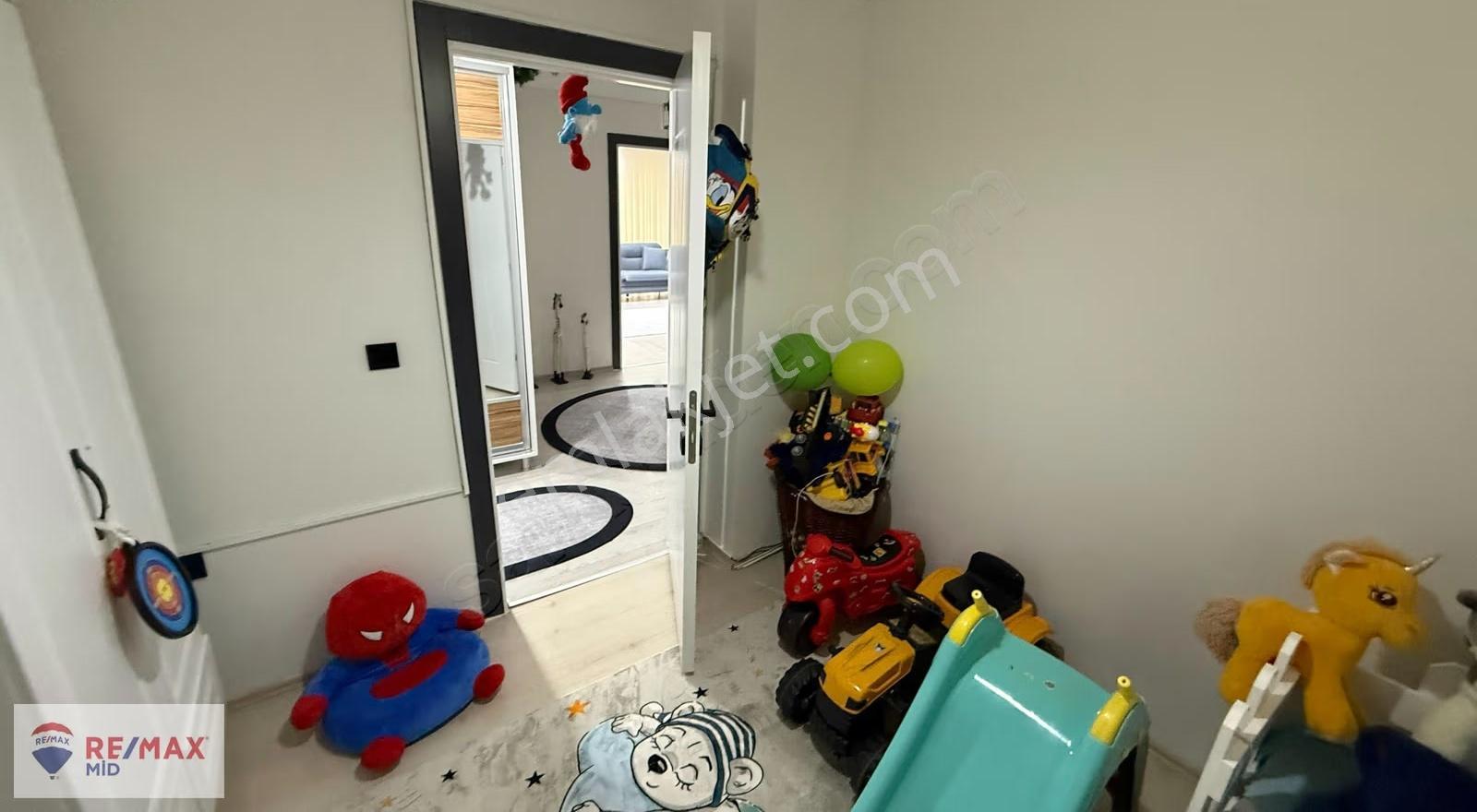 Remax Mid'den Spor Toto Yakını Satılık Site İçi 3+1 Daire - Görsel 7