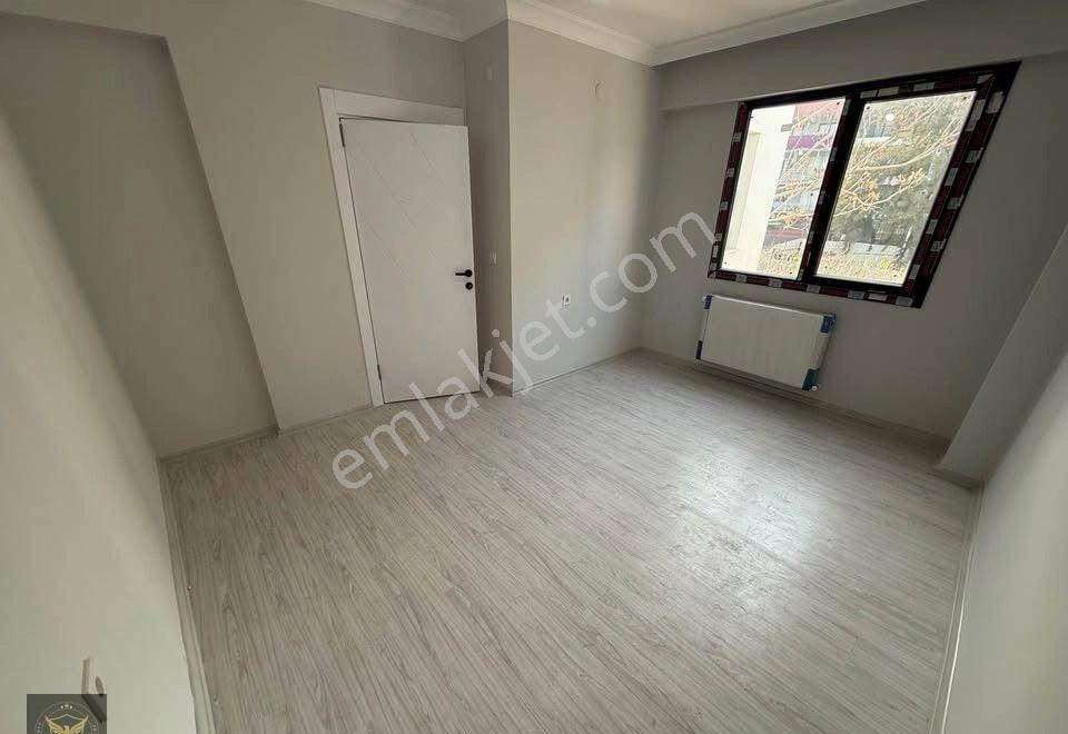 Esenyurt Barbaros Hayrettin Paşa Mah Metrobüse Komşu 2+1 Daire - Görsel 8