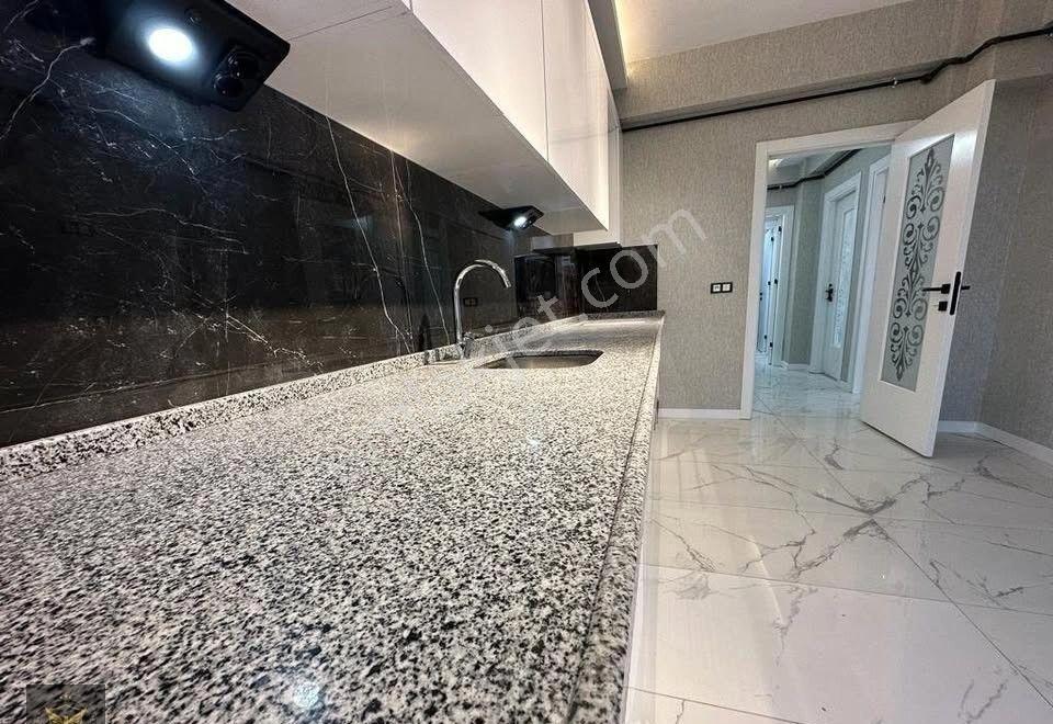 Marmara Park Avm'ye Komşu Acil Satılık Şık Tasarımlı 2+1 Dairemiz - Görsel 4