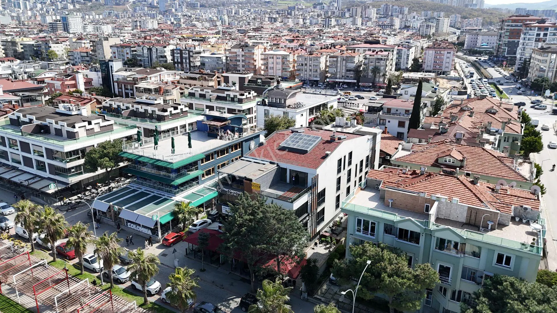 Denize Sıfır Hamam Jakuzi Saunalı 4+2 Teraslı Dubleks