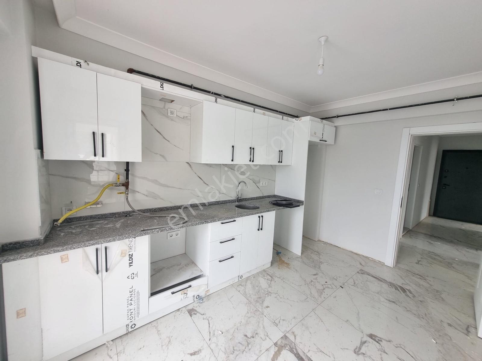 Kocaeli İzmit Çayırköy Gölkent Araç Takaslı Satılık Daire