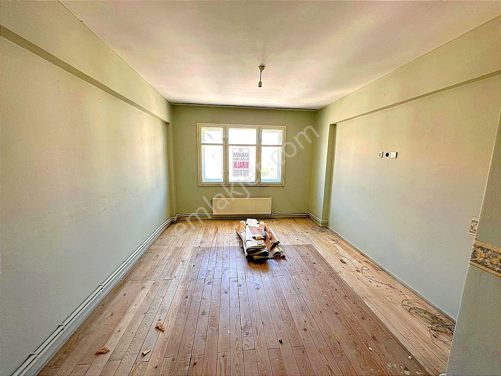 Karahan Emlaktan Kiralık 3+1*4.kat*125 M²*millet Bahçesi Üstünde - Görsel 7