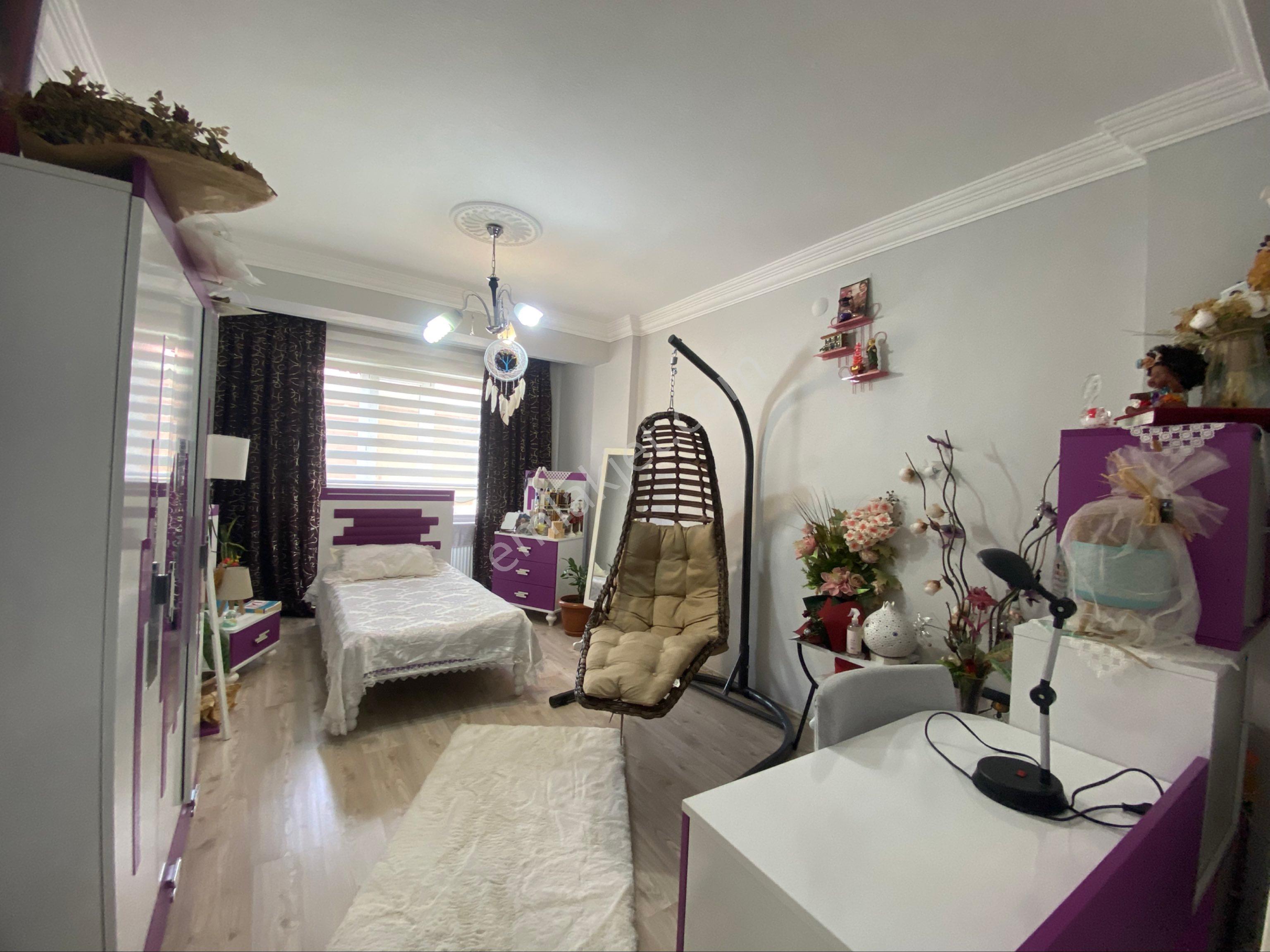 Remax Maviden Pamukova Merkezde Geniş 3+1 Ara Kat Daire - Görsel 16