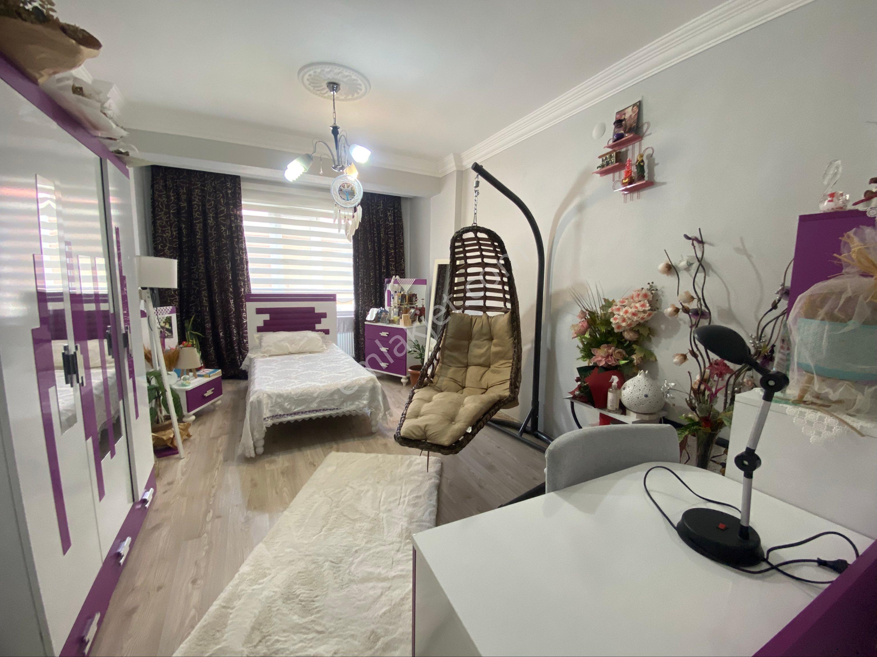 Remax Maviden Pamukova Merkezde Geniş 3+1 Ara Kat Daire - Görsel 35