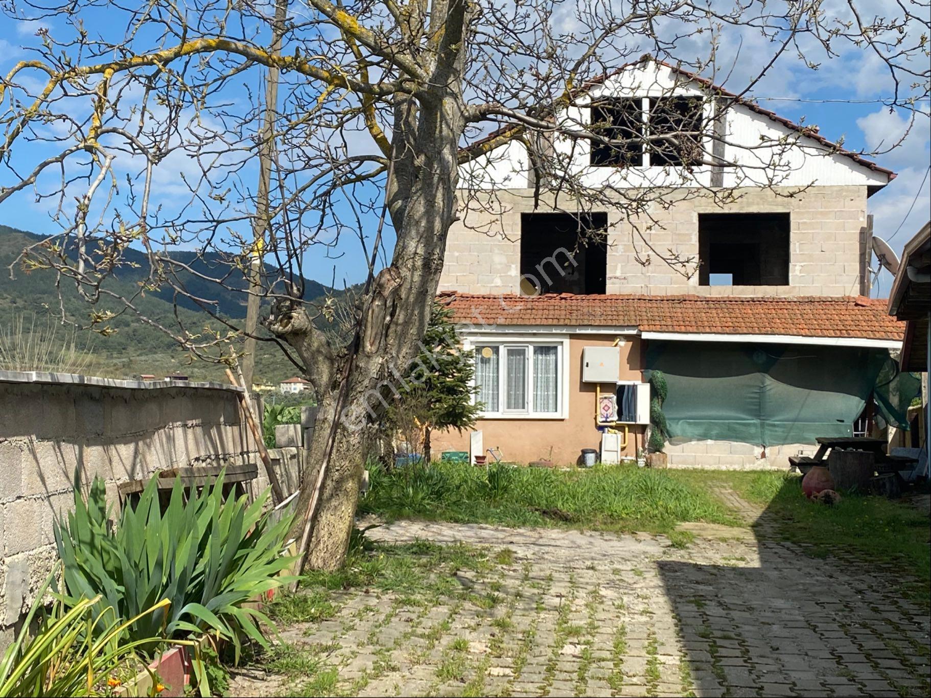 Ayrı Girişli, İki Katlı, Baraj Yanı, Doğalgazlı Müstakil Ev