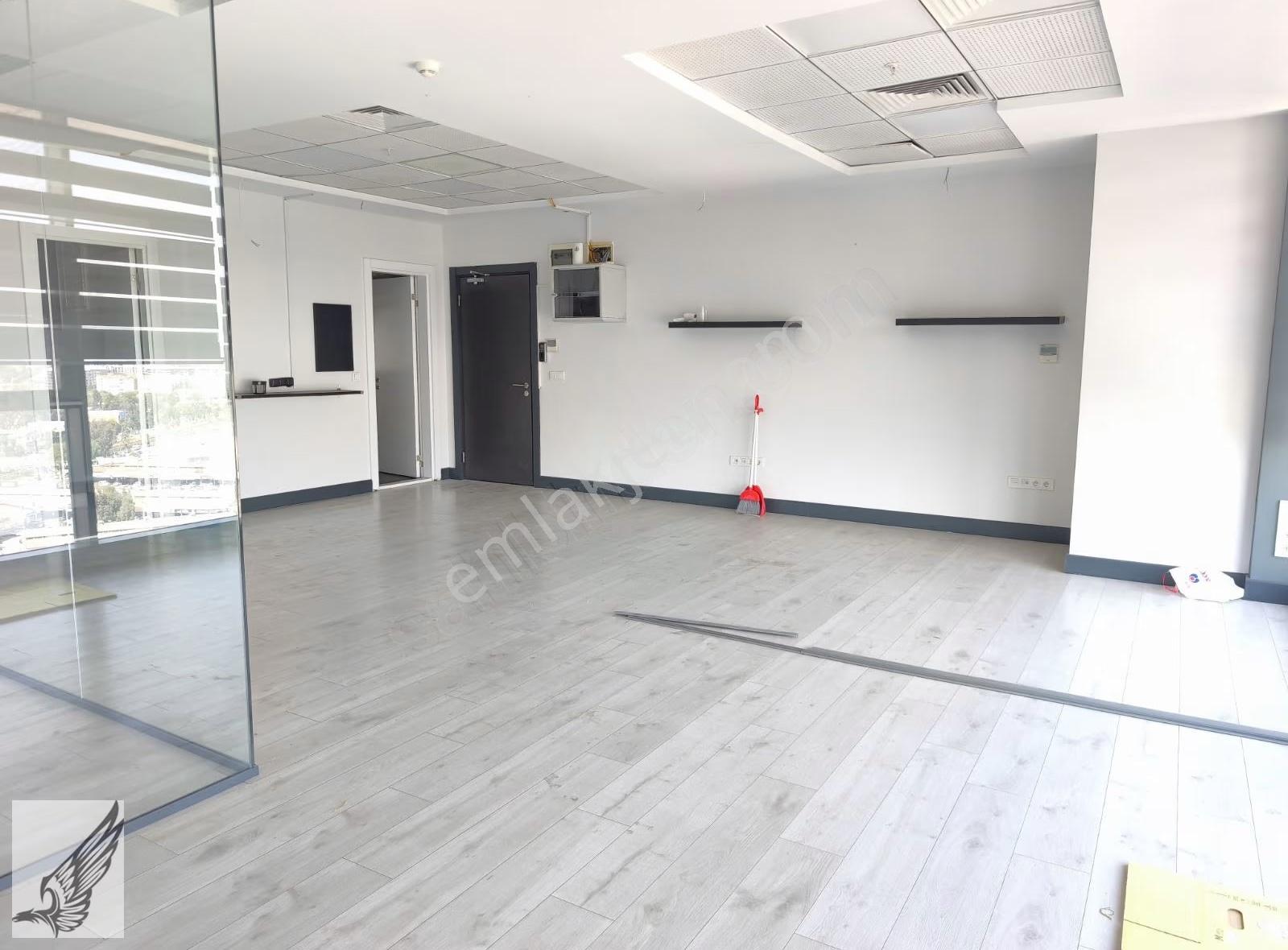 Konak Çınarlı'da Ater Tower'da 14.katta 72 M² Kiralık Ofis - Görsel 12