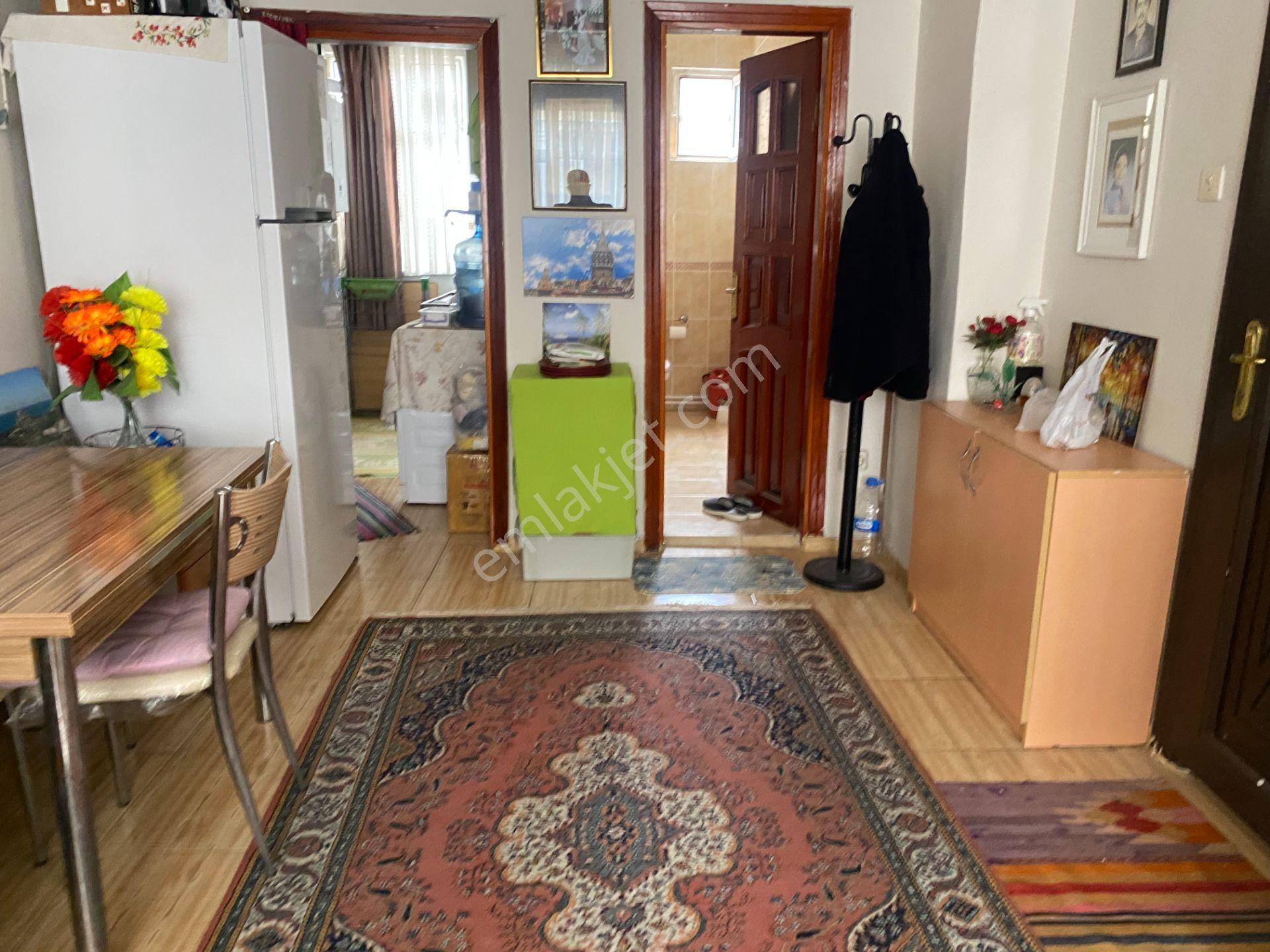Destan-952 Kocamustafapaşa’da Ali Fakih Cami Civarı-1+1 Orta-kat 65m2 Kombi Kaloriferli - Görsel 19