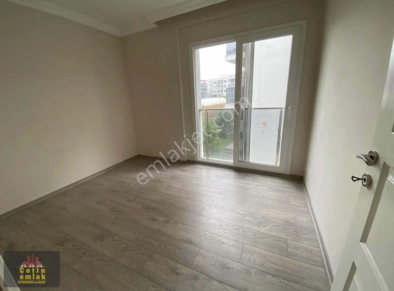 Kuşadası Davutlarda Merkezde Devamlı Kiralık 2+1 Daire - Görsel 10