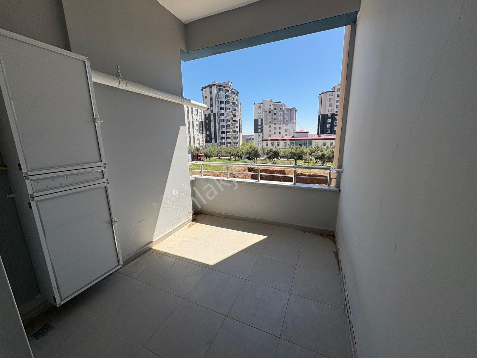 Şehrin Gözde Bölgesinde 3+1 Satılık Daire | Remax Ayrıcalığı - Görsel 3