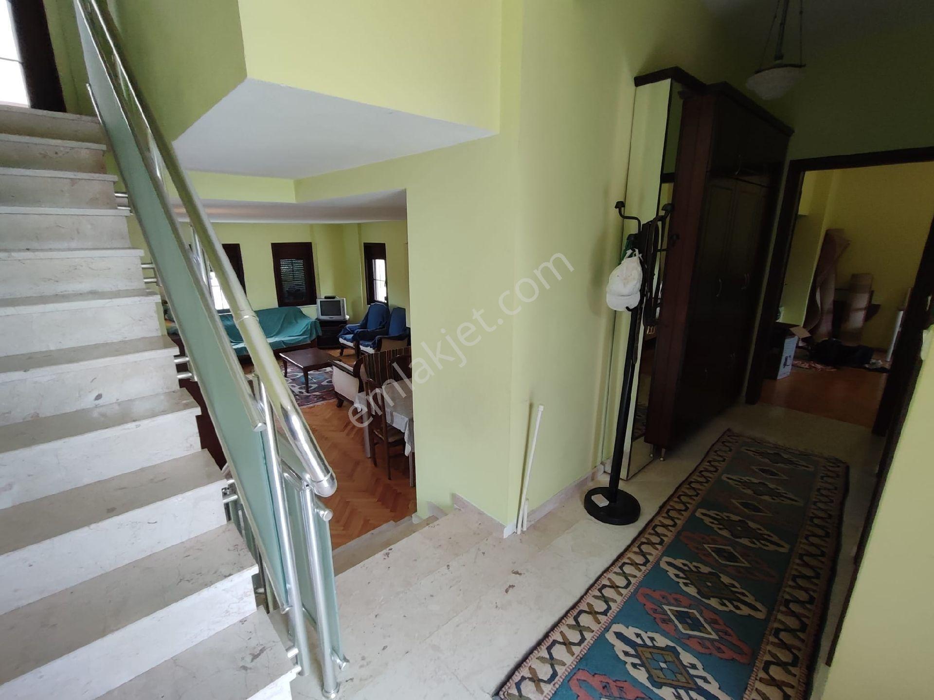 Yalova Kazimiye Köyünde Emsalsiz 3.952 M2 Arsa İçinde Villa - Görsel 24