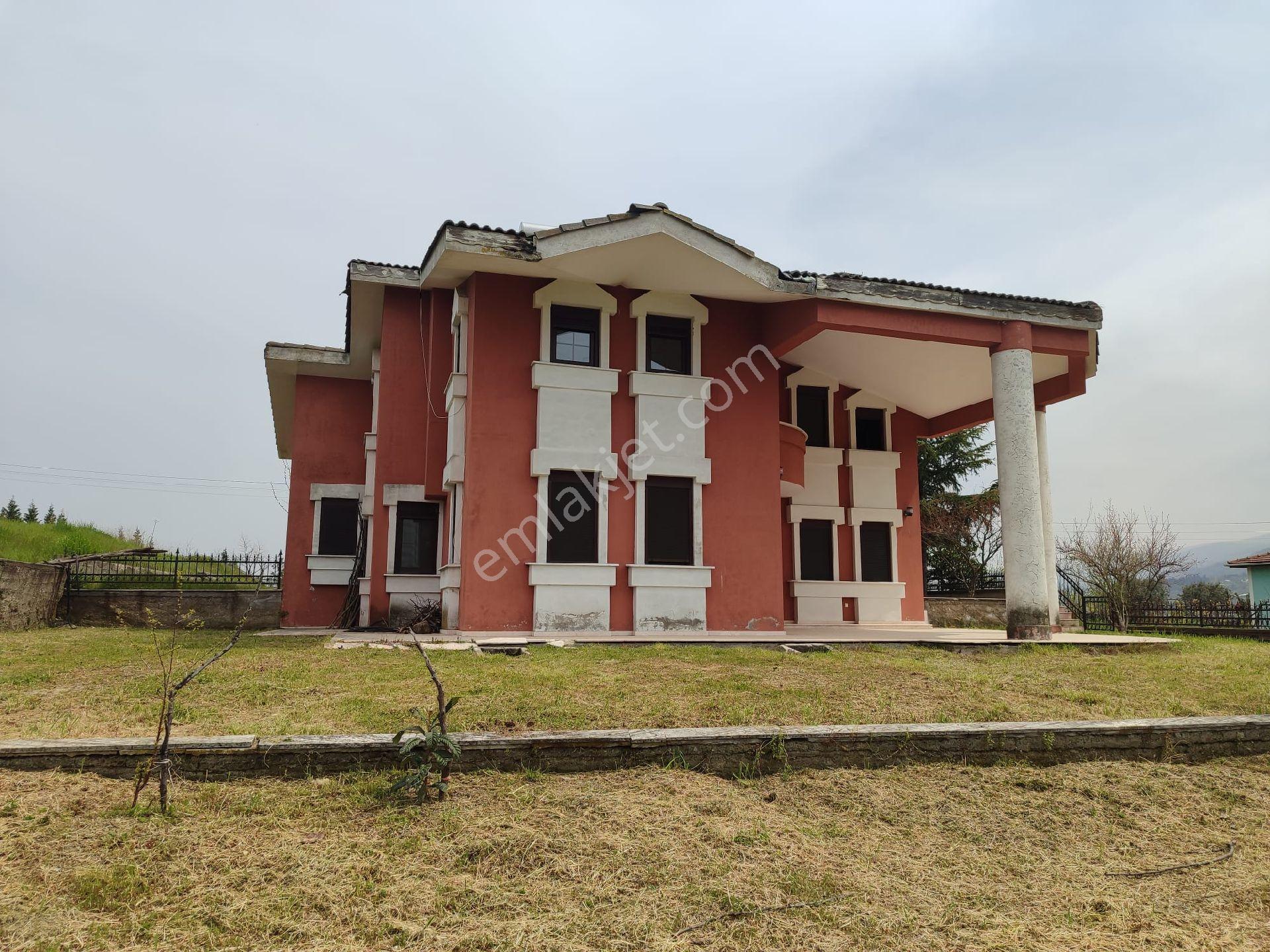 Yalova Kazimiye Köyünde Emsalsiz 3.952 M2 Arsa İçinde Villa - Görsel 3