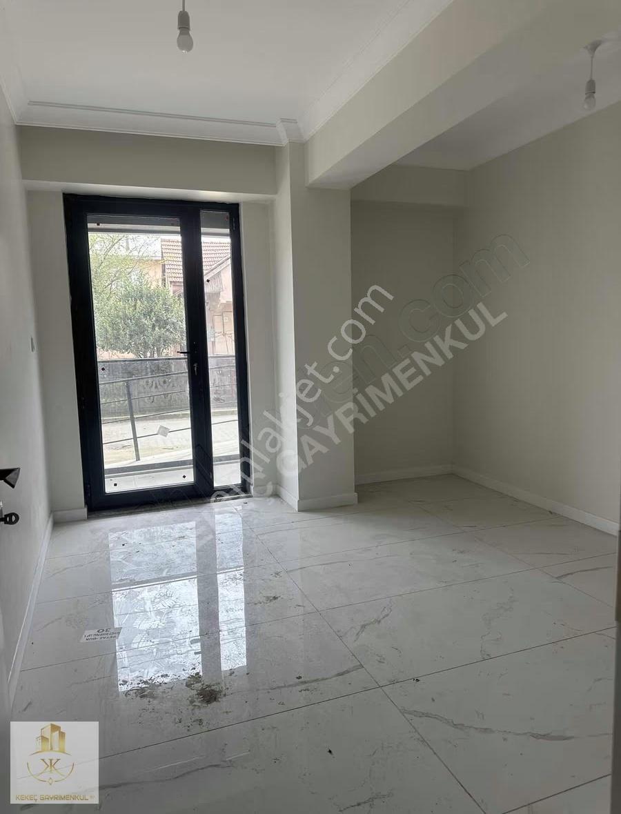 Kartepe'de Satılık 2+1 Daire - Görsel 3