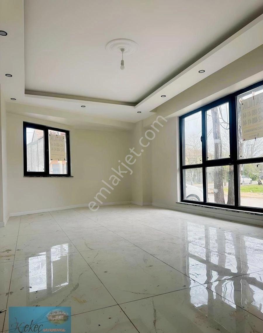 Kartepe İstasyon Mah Tepecik Mevkinde Satılık 2+1 Daire