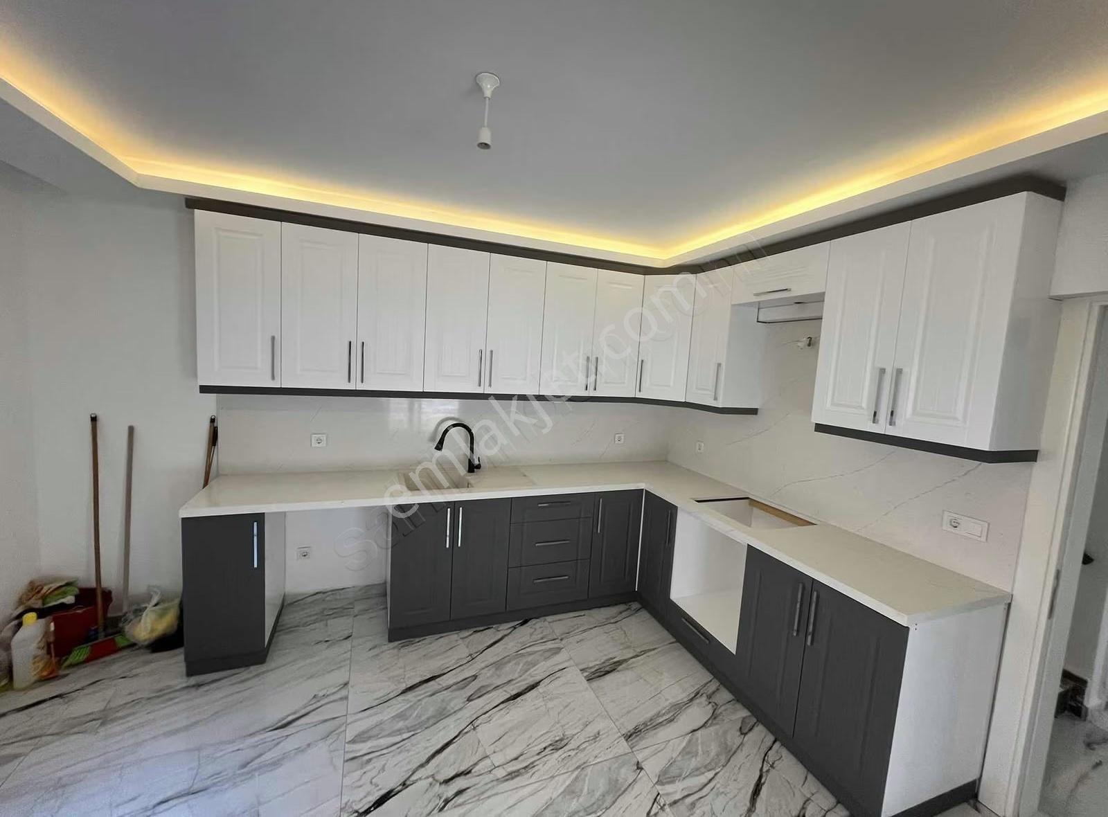 Denize Sıfır Köşe Müstakil Villa (teklife Açık) - Görsel 13