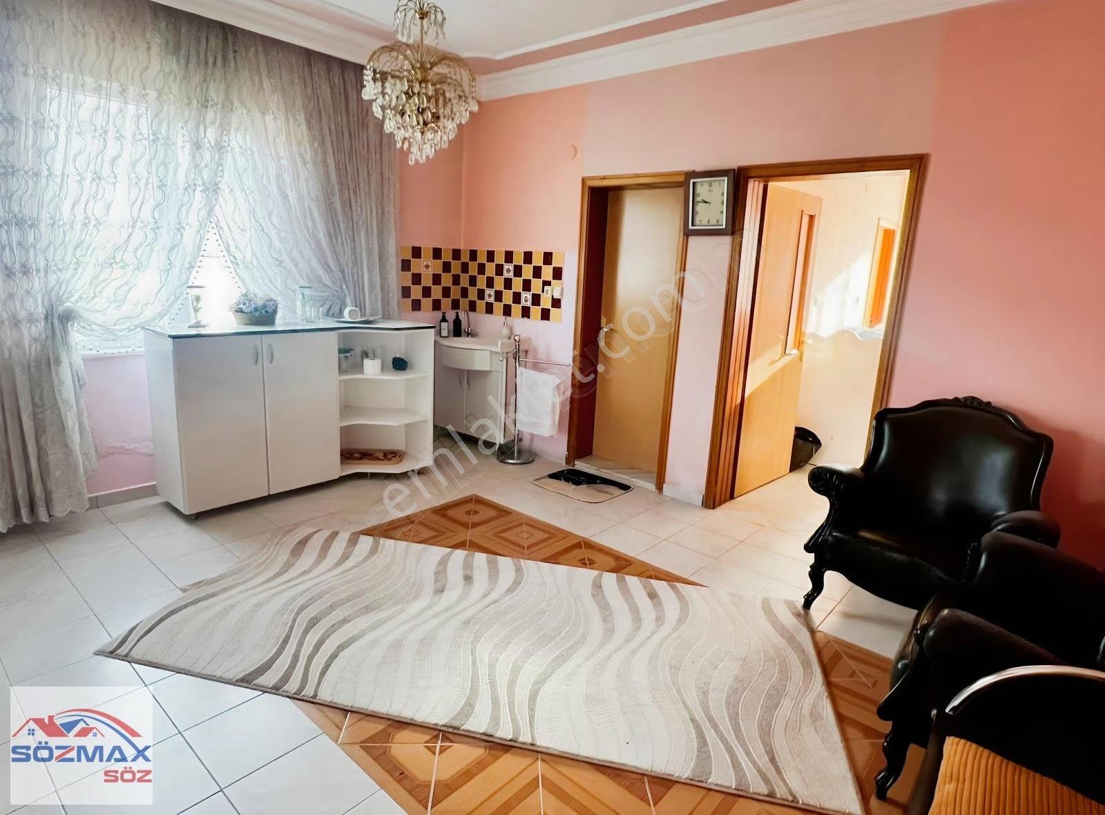 Hacılarda Manzaralı 2.000 M² İçinde 4 Katlı Geniş Aile Villası - Görsel 3