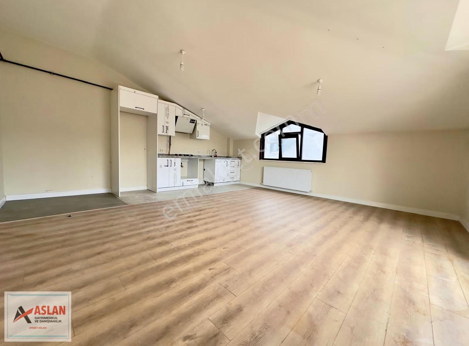 Çengelköy Bahçelievler De Ana Caddeye Yakın 3+1 Kiralık Daire